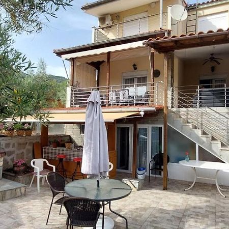 Apartments Bela Palaiontsiflikion Exterior foto